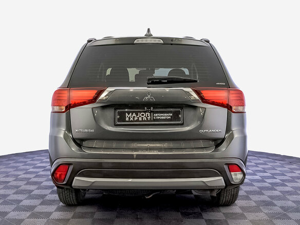 2018 Mitsubishi Outlander III Рестайлинг 2, серый, 1825000 рублей - вид 5