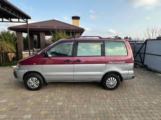 1998 Toyota Town Ace Noah III, красный, 650000 рублей, вид 2