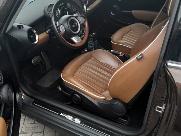 2010 Mini Hatch Cooper S II (R56) Рестайлинг, коричневый, 1190000 рублей - вид 4