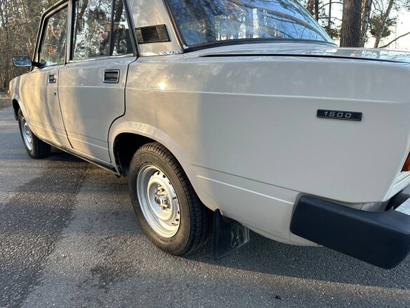 1996 Lada (ВАЗ) 2105, бежевый, 210000 рублей - вид 7