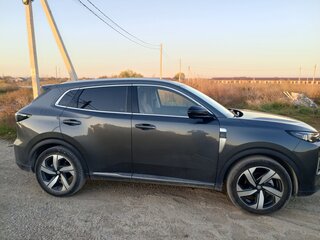 2024 Changan CS55 Plus II Рестайлинг, серый, 2400000 рублей, вид 5