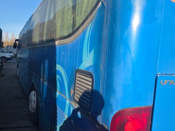 2012 Hyundai Universe, синий, 700000 рублей - вид 2