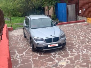2013 BMW X1 18i I (E84) Рестайлинг, серебристый, 1300000 рублей, вид 4