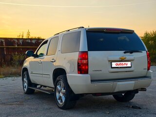 2012 Chevrolet Tahoe 6AT III, белый, 1750000 рублей, вид 4