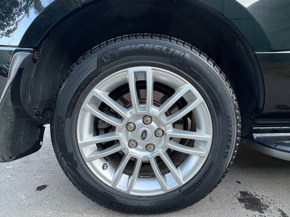 2010 Land Rover Range Rover III Рестайлинг 2, чёрный - вид 11