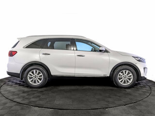2019 Kia Sorento III Prime Рестайлинг, белый, 2850000 рублей, вид 4