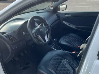 2014 Hyundai Solaris I, белый, 750000 рублей, вид 5