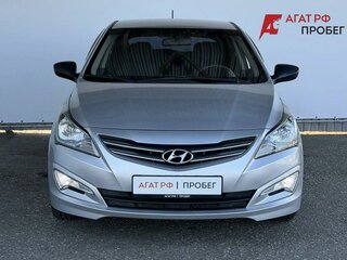 2014 Hyundai Solaris I Рестайлинг, серебристый, 875000 рублей, вид 2