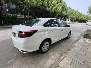 2022 Toyota Vios III Рестайлинг, белый, 1191999 рублей, вид 4