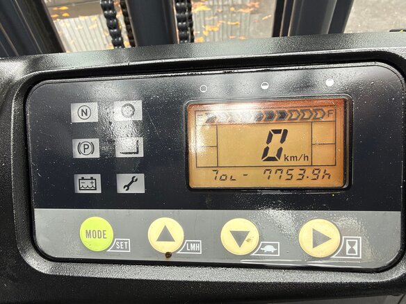 2007 Komatsu FB, жёлтый, 870000 рублей - вид 12