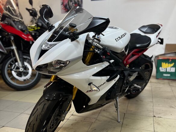 2014 Triumph Daytona 675, белый - вид 9