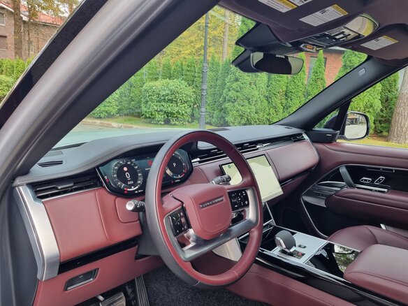 2024 Land Rover Range Rover P400 MHEV V, серебристый, 17200000 рублей - вид 13