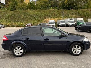 2008 Renault Megane II Рестайлинг, синий, 390000 рублей, вид 4