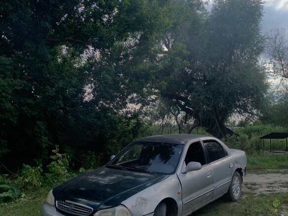 2000 Kia Clarus II, серебристый, 80000 рублей - вид 1
