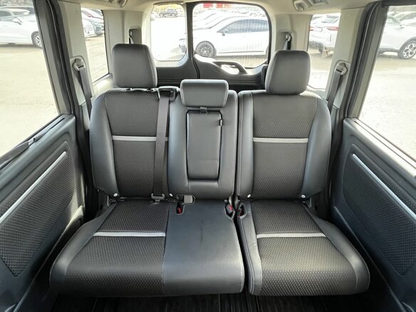 2019 Honda Stepwgn Spada V Рестайлинг, белый, 2620000 рублей - вид 23