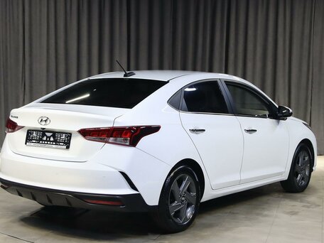 2020 Hyundai Solaris II Рестайлинг, белый, 1199000 рублей, вид 2