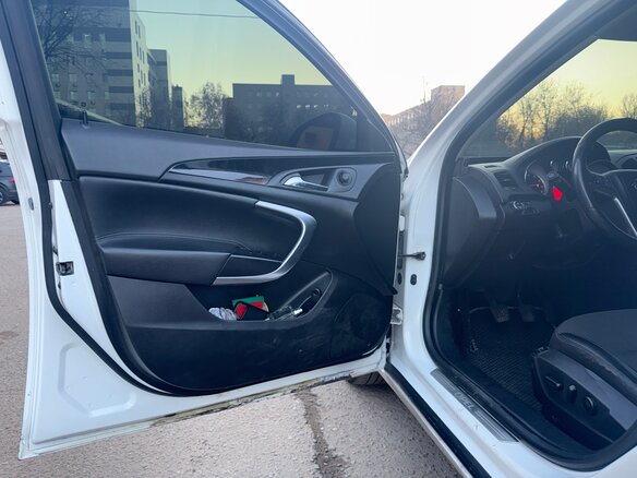 2011 Opel Insignia I, белый, 615000 рублей - вид 15