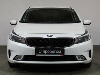 2019 Kia Cerato III Рестайлинг (Classic), белый, 1699000 рублей, вид 2