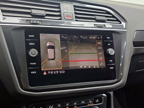 2020 Volkswagen Tiguan II Рестайлинг, серый, 2198000 рублей - вид 14