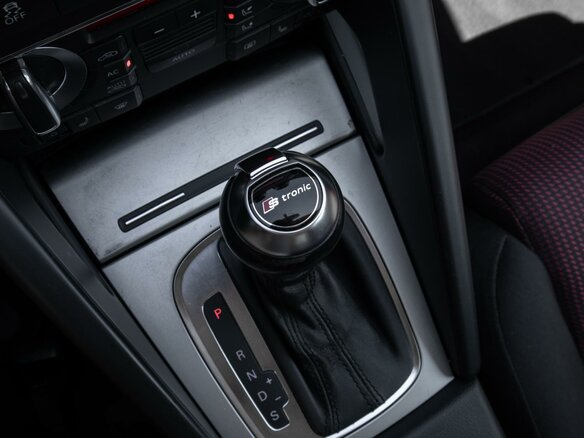 2011 Audi A3 II (8P) Рестайлинг 2, белый - вид 13