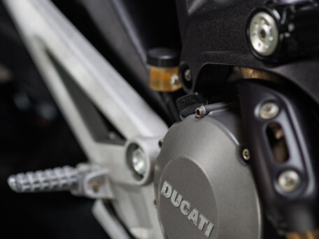2010 Ducati Monster 696, белый, 450000 рублей, вид 5