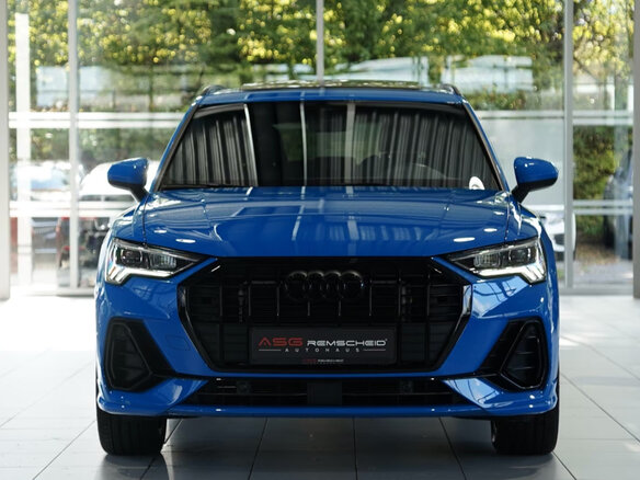 2023 Audi Q3 35 TDI II (F3), синий, 4445000 рублей - вид 1
