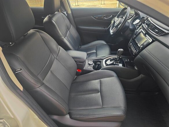 2019 Nissan X-Trail III Рестайлинг, белый, 2100000 рублей - вид 12