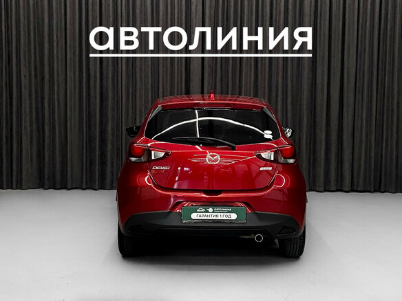 2016 Mazda Demio IV (DJ), красный, 1170000 рублей - вид 3
