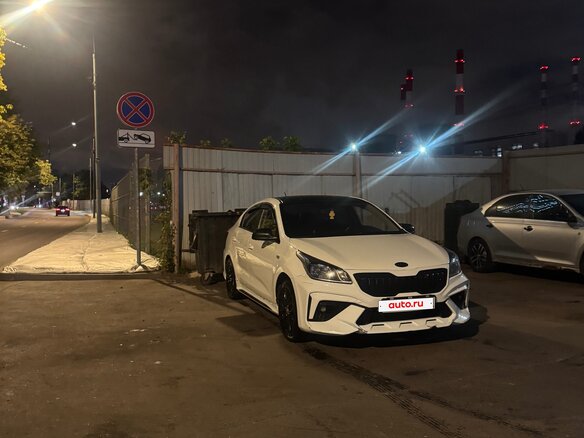 2019 Kia Rio IV, белый, 950000 рублей - вид 1