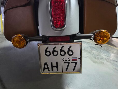 2015 Indian Scout, серый, 2000000 рублей, вид 1