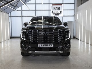 2026 GMC Yukon V Рестайлинг, чёрный, 18945894 рублей, вид 4