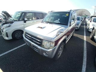 2010 Mitsubishi Pajero Mini II, серый, 688000 рублей, вид 3