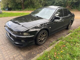 2001 Mitsubishi Galant VIII Рестайлинг, чёрный, 650000 рублей, вид 1