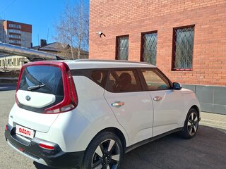 2019 Kia Soul III, белый, 1810000 рублей, вид 4