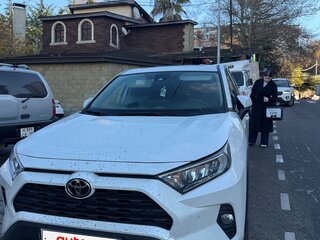 2022 Toyota RAV4 V (XA50), белый, 3495000 рублей, вид 3