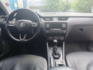 2015 Skoda Octavia III (A7), белый, 740000 рублей, вид 4