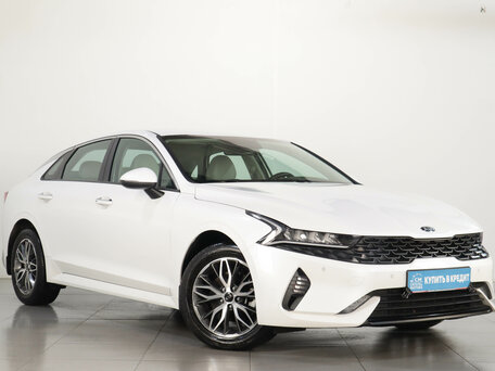 Kia K5 III