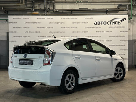 2014 Toyota Prius III Рестайлинг (XW30), белый, 1059000 рублей, вид 5