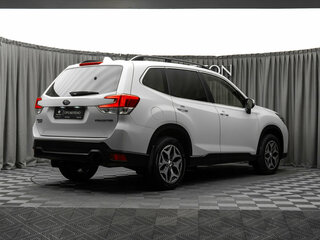 2019 Subaru Forester V, белый, 2200000 рублей, вид 5