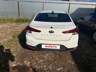 2019 Hyundai Elantra VI (AD) Рестайлинг, белый, 1308000 рублей, вид 5