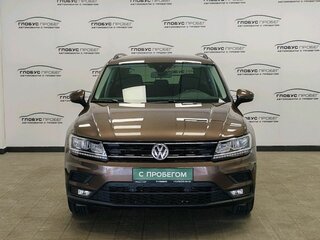 2020 Volkswagen Tiguan II, коричневый, 2200000 рублей, вид 3