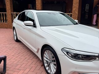 2018 BMW 5 серии 520d VII (G30/G31/G38), белый, 3599000 рублей, вид 3