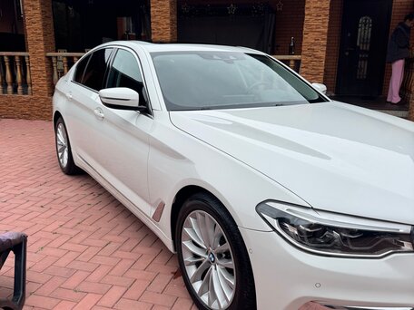 2018 BMW 5 серии 520d VII (G30/G31/G38), белый, 3599000 рублей, вид 3