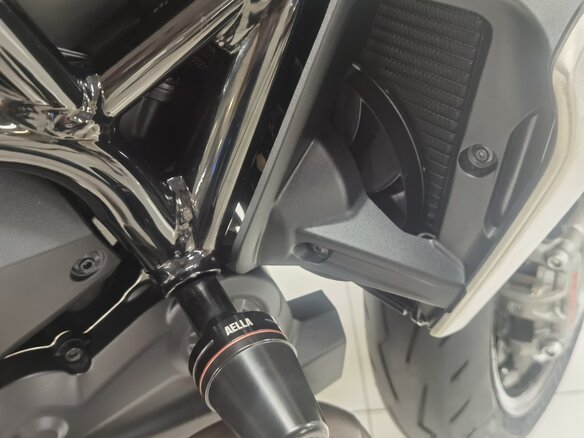2018 Ducati Monster 1200, серый, 1250000 рублей - вид 9