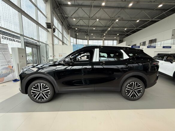 2026 Omoda C7, чёрный, 3499000 рублей - вид 1