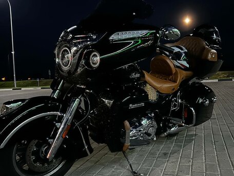 2015 Indian Roadmaster, чёрный, 1139783 рублей, вид 1