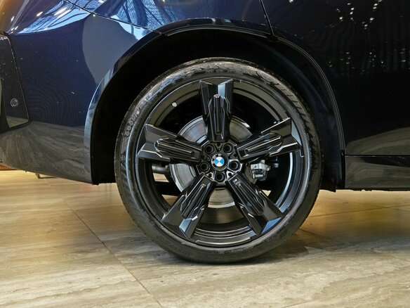2026 BMW X3 Long 30L xDrive IV (G45/G48), чёрный, 7100000 рублей - вид 19