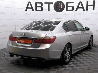 2013 Honda Accord IX, серебристый, 1200000 рублей, вид 3