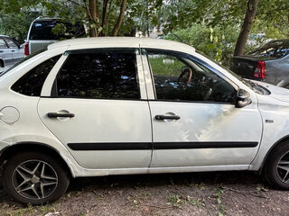 2012 Lada (ВАЗ) Granta I, белый, 300000 рублей, вид 2