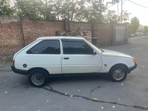 1996 ЗАЗ 1102 «Таврия» 1102, белый, 38000 рублей - вид 3